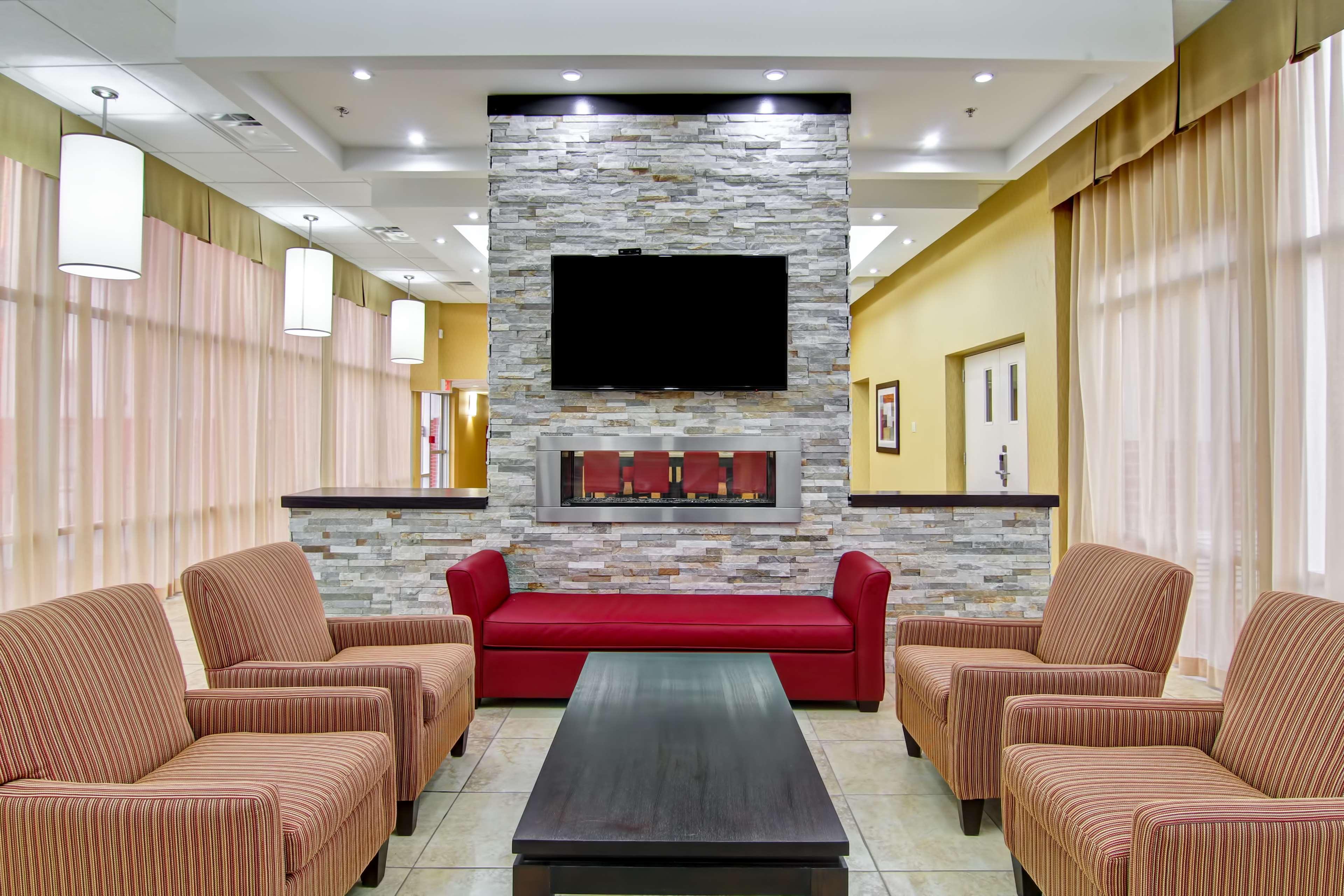 Best Western Plus Bowmanville Buitenkant foto