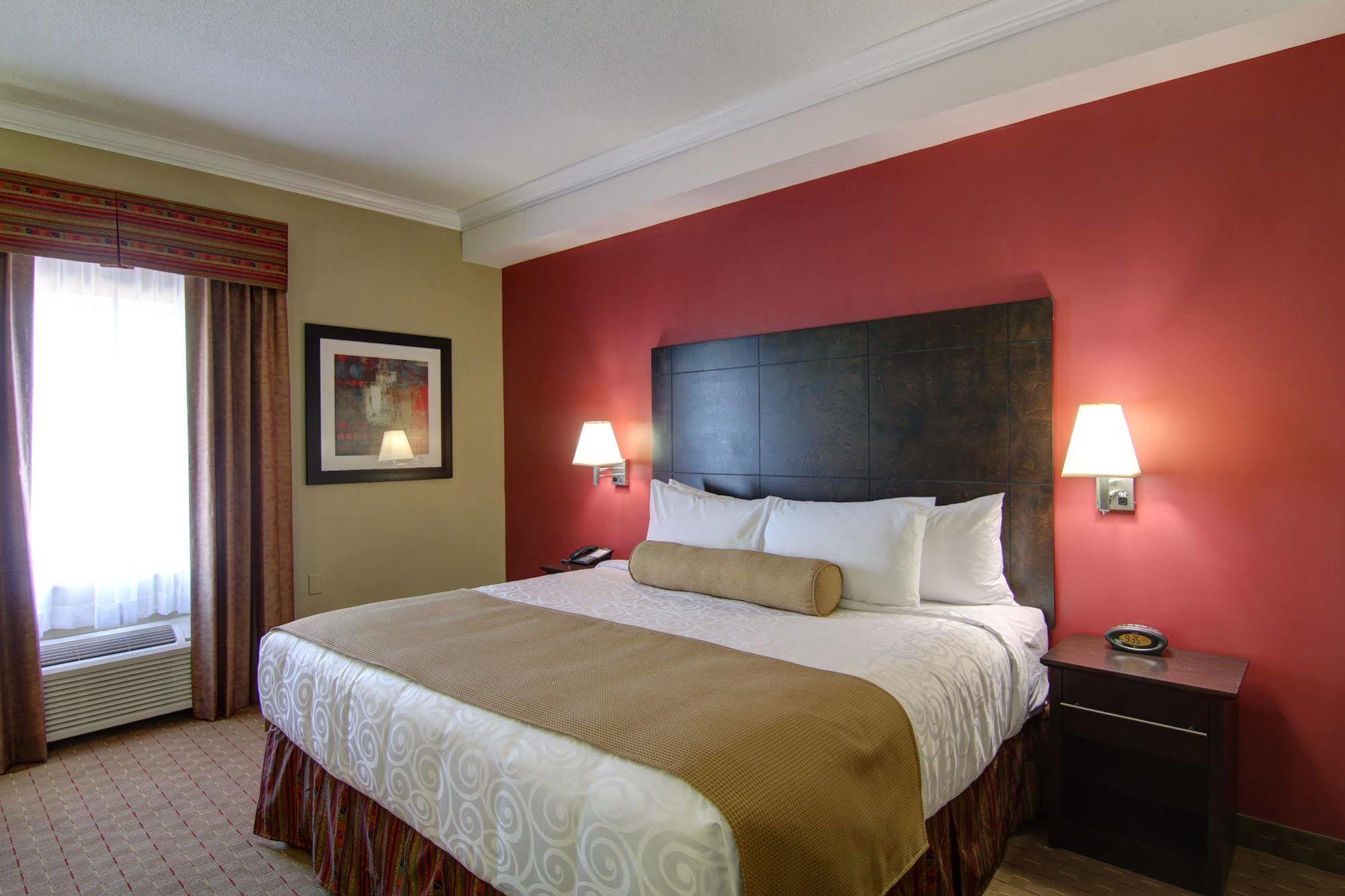 Best Western Plus Bowmanville Buitenkant foto